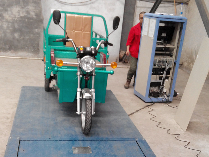 三輪摩托車性能檢測線3.png